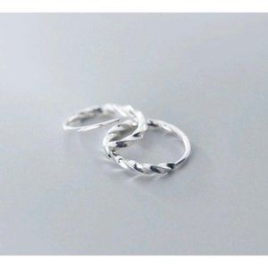 Solid Silver Small Hoop Earrings-Twist Huggie-13mm SH011
